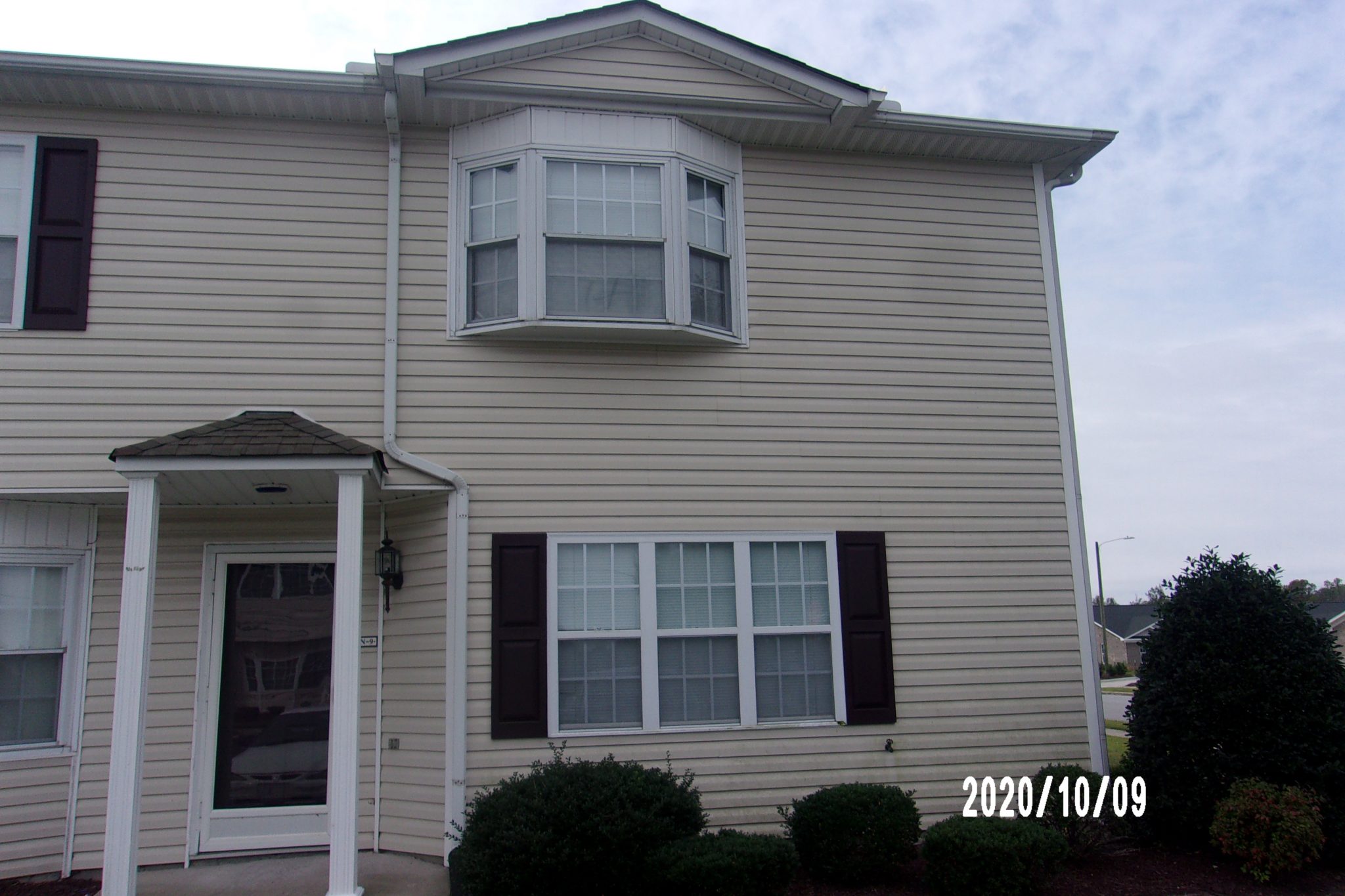 3800 N9 East Vancroft Circle Super 2 Layout! AVAILABLE NOW Pinnacle