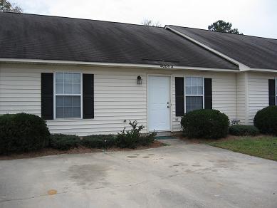 Elkin Ridge 3 bedrooms 2 bathrooms