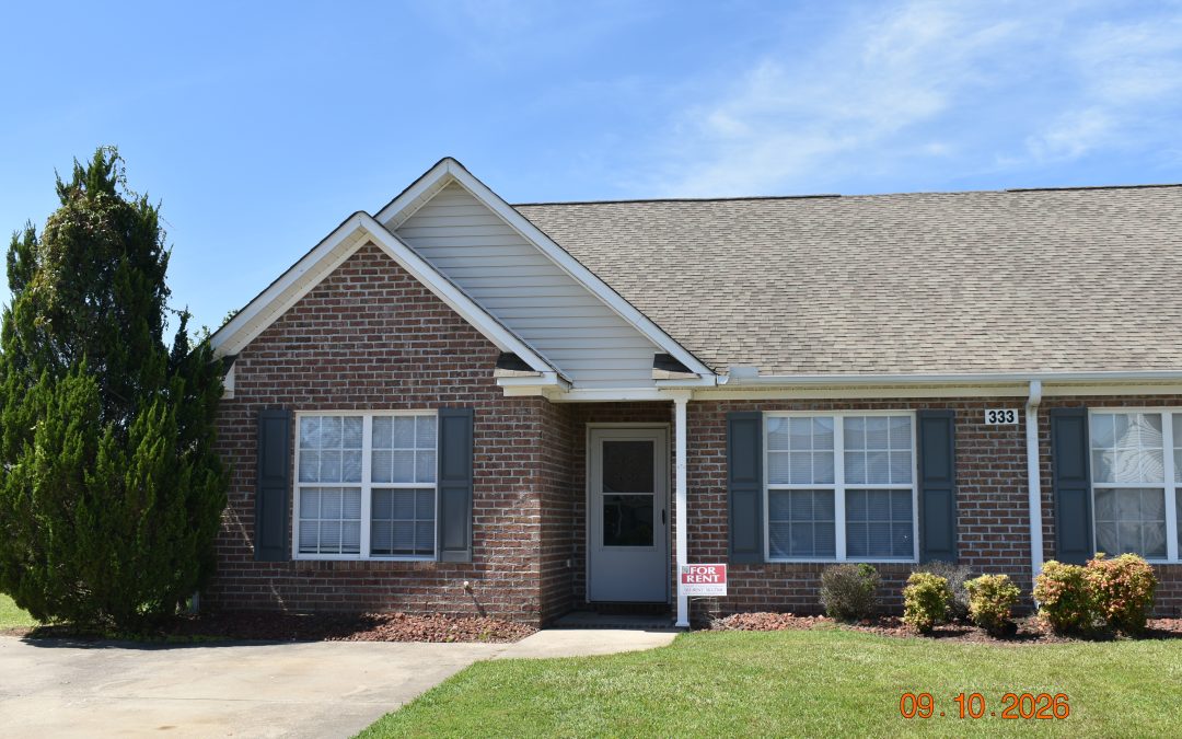 333 Jeremey Lane 3 Bedroom, 2 Bath Duplex  Winterville NC