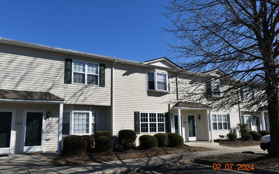 Vineyards Townhome 3 bedrooms 2.5 baths AVAILABLE 2/1/25