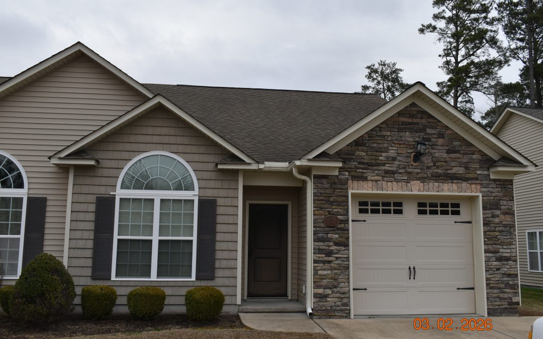 3332B Ellsworth Drive is a 3 Bedroom 2 Bathroom Duplex  AVAILABLE April 15th